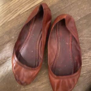 Used Frye Shoes size 9/12